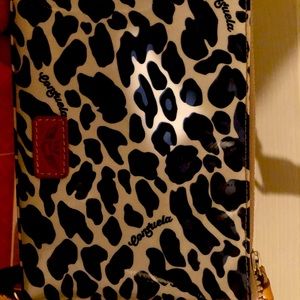 CONSUELA  -Leopard Crossbody- 💙🖤 👀